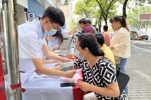 中華慈善日 長治同康眼科醫(yī)院免費(fèi)守護(hù) 睛 彩世界
